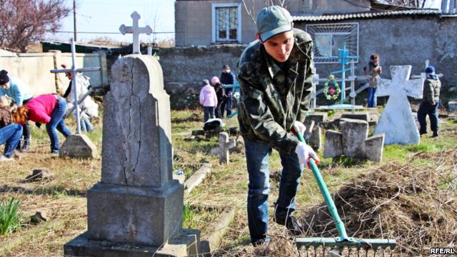 Одесити привели до ладу занедбаний козацький цвинтар