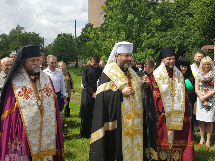 Фундамент єдиної Церкви вже закладений