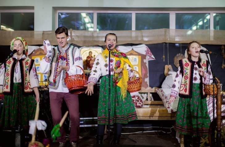 Ходіть із нами в  гості до Василя та Маланки!