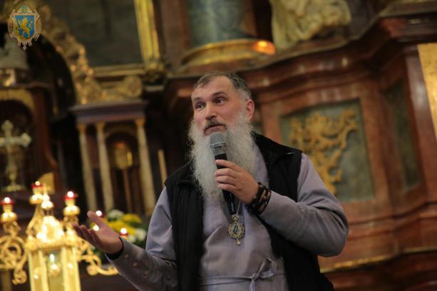 «Таїнство зустрічі». Відповіді на ключові життєві питання від владики Венедикта