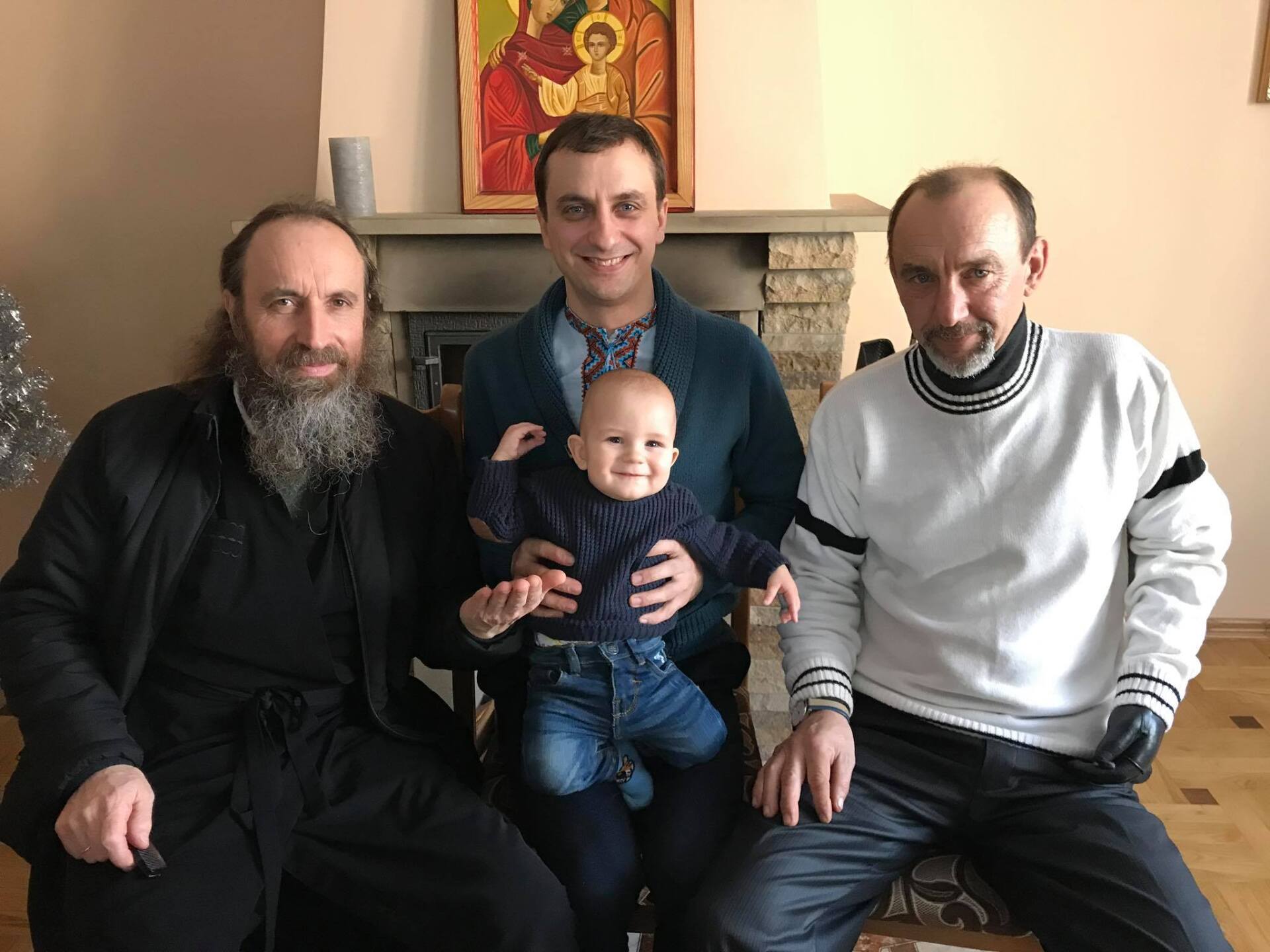 Ділися розповідями своїх бабусів-дідусів ― підтримуй флешмоб Папи Франциска та УГКЦ: #aGiftOfWisdom #різдвяна_мудрість!