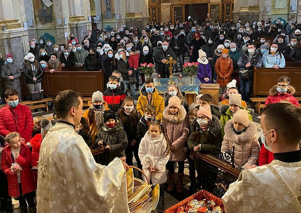 Ми не йдемо на Службу Божу, щоб дати щось Богові, а щоб отримати від Нього те, чого потребуємо