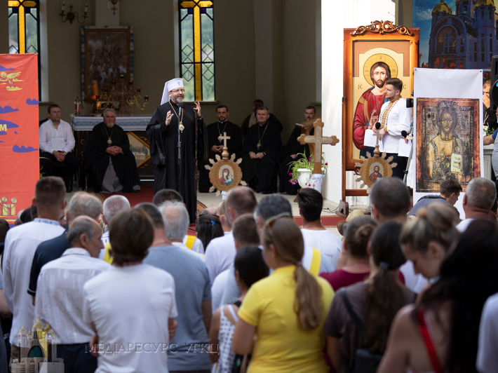 Десята зустріч Глави УГКЦ з молоддю у Зарваниці: головні думки, відповіді на питання та особливий подарунок