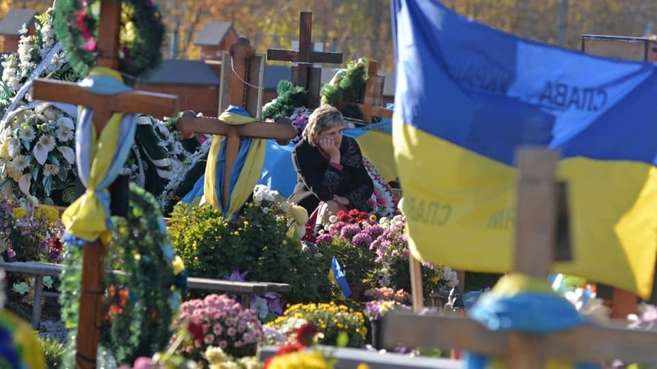 Слово на дорогу:  «Чиста побожність і безплямна перед Богом і Отцем ось у чому полягає:  відвідувати сиріт та вдовиць у їхнім горі і чистим берегти себе від  світу» (Яків 1, 27).