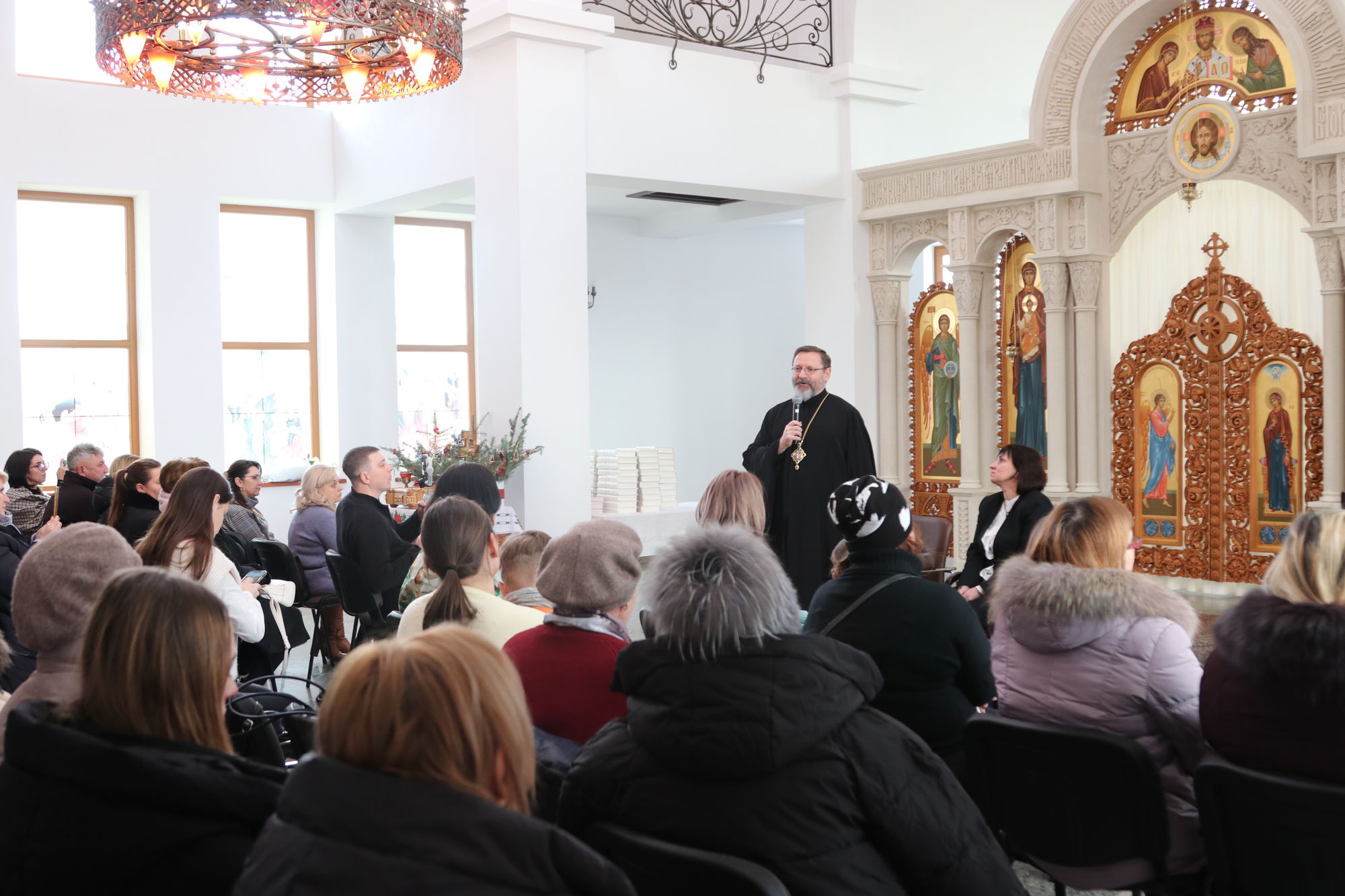 Блаженніший Святослав зустрівся з родинами полонених і зниклих безвісти