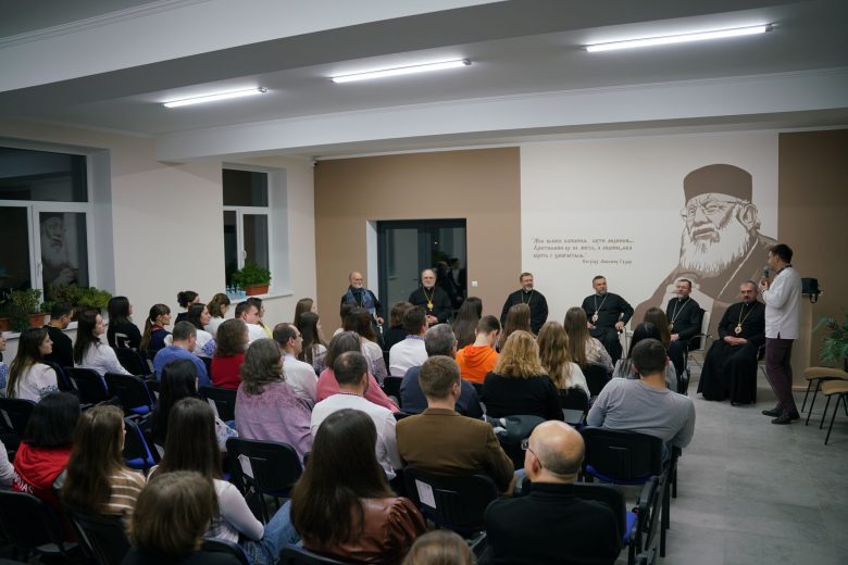 «Мати відвагу давати життя — це остаточний вияв перемоги», — Блаженніший Святослав на зустрічі з «Обновою»